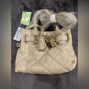 Elegant Beige Quilted Handbag